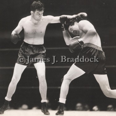 Heavyweight title fight, June 13th, 1935 - James Braddock & Max Baer. The Madison Square Bowl in Long Island City, NY.